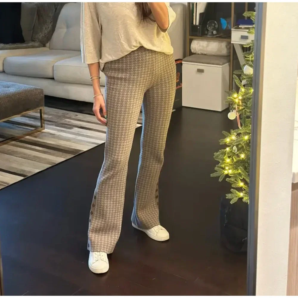 Naadam Beige Cream Houndstooth Flare Pants SMALL Sweater Cashmere Designer $325